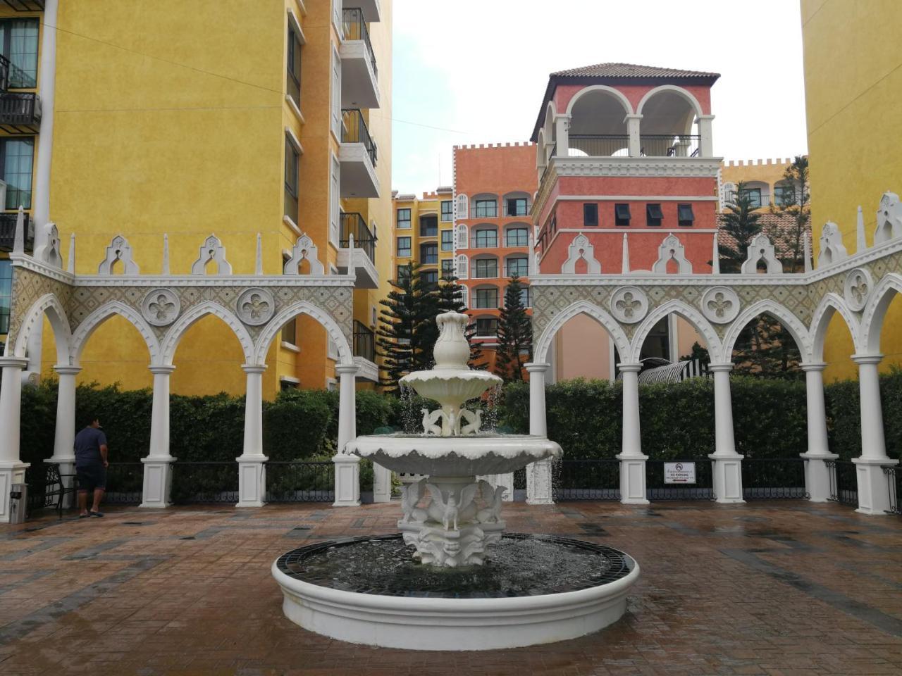 Venetian Poseidon Pool Hotel Jomtien Beach Exterior photo