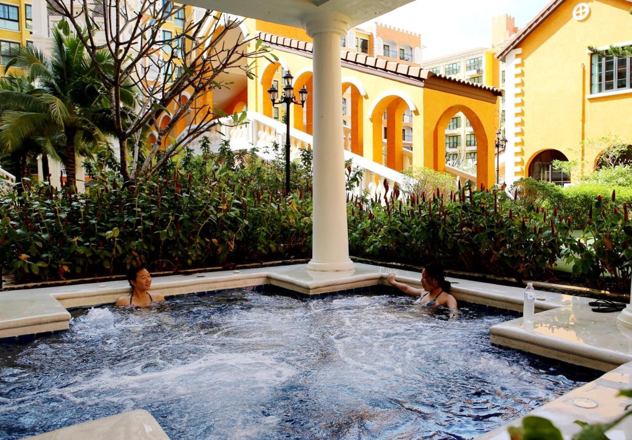Venetian Poseidon Pool Hotel Jomtien Beach Exterior photo