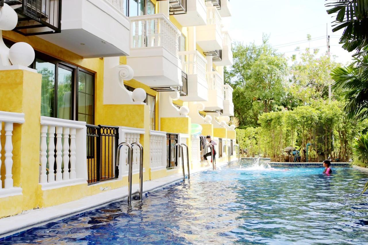Venetian Poseidon Pool Hotel Jomtien Beach Exterior photo
